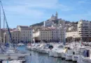 Incendie au nord de Marseille: le feu a gagné la ville