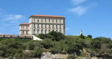 MARSEILLE : Découvrez les expositions estivales du Frac Sud…