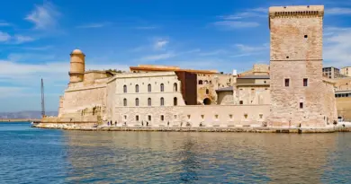 Marseille : L’École Pratique de la CCI s’associe à La FHABRIQUE pour former les jeunes talents de l’immobilier sur le territoire