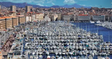 Canicule Provence. Les écoles ne fermeront pas à Marseille.