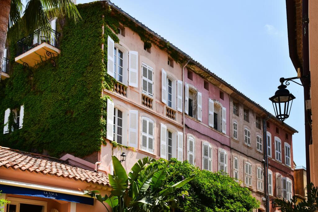 Aux côtés d’une classe dehors à Marseille : «Ça permet de reconnecter notre savoir académique à l’environnement