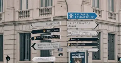 Le Parlement adopte définitivement la réforme du scrutin municipal à Paris, Lyon et Marseille